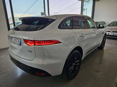 Jaguar F-Pace 2.0 D 180 CV AWD R-Sport (6)
