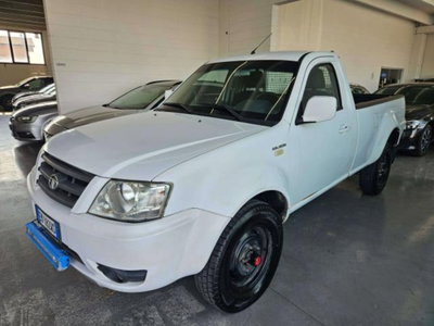 Tata Xenon Xenon 2.2 Dicor 4x4 PC Pick-up (3)