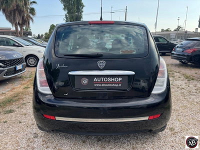 Lancia Ypsilon 1.4 Diva Ecochic GPL (10)