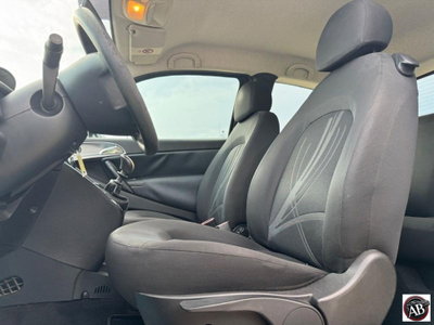 Lancia Ypsilon 1.4 Diva Ecochic GPL (12)