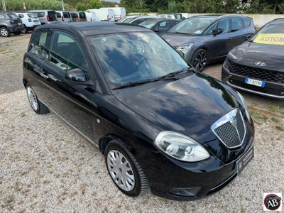 Lancia Ypsilon 1.4 Diva Ecochic GPL (4)