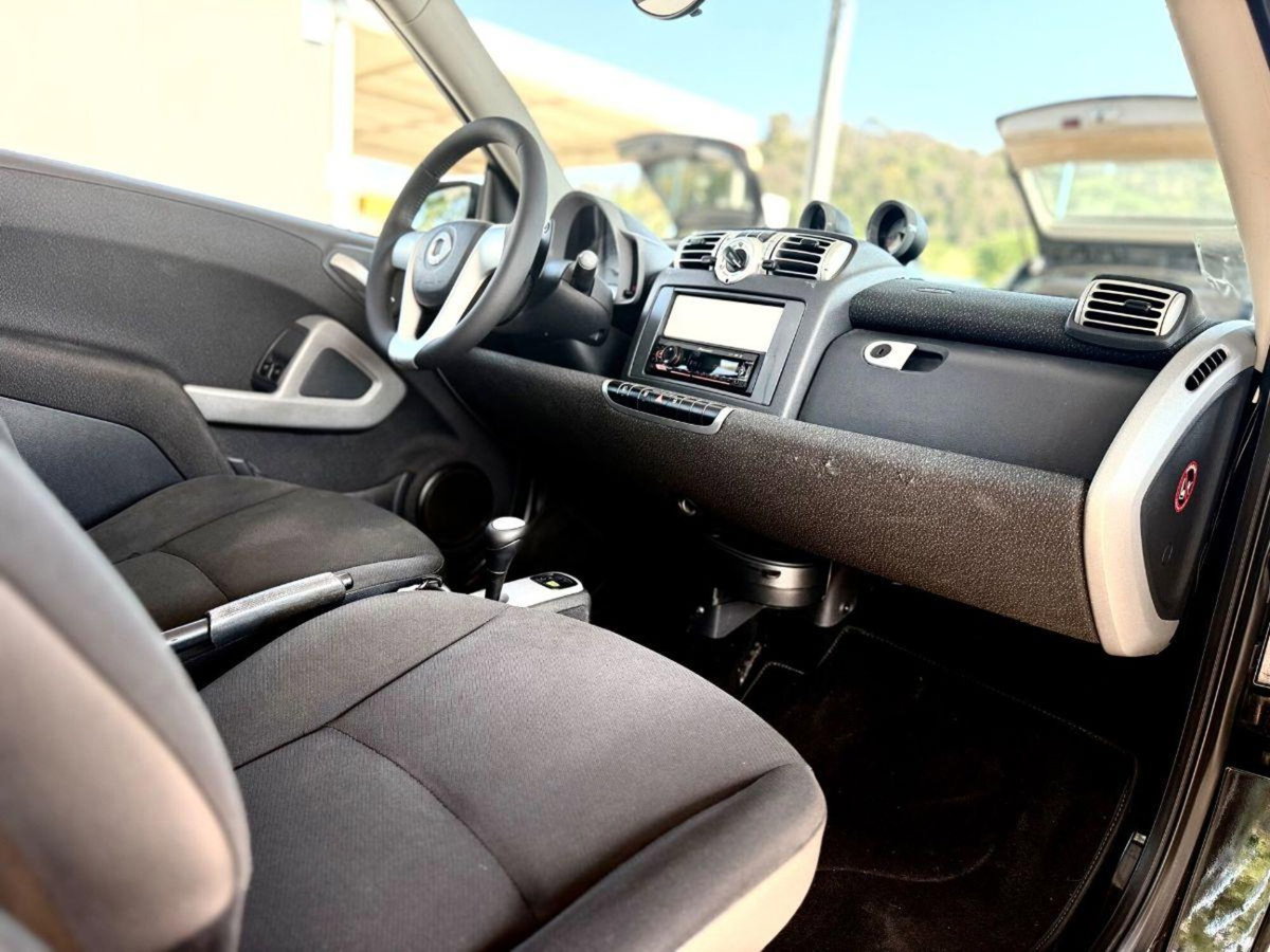 smart Fortwo 1000 52 kW MHD coupé passion (14)