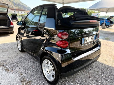 smart Fortwo 1000 52 kW MHD coupé passion (4)