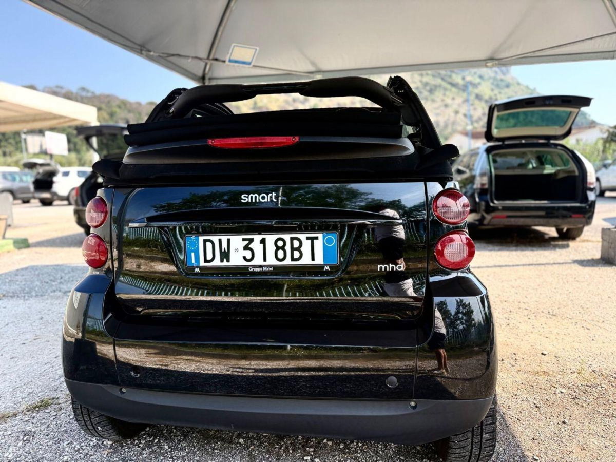 smart Fortwo 1000 52 kW MHD coupé passion (5)