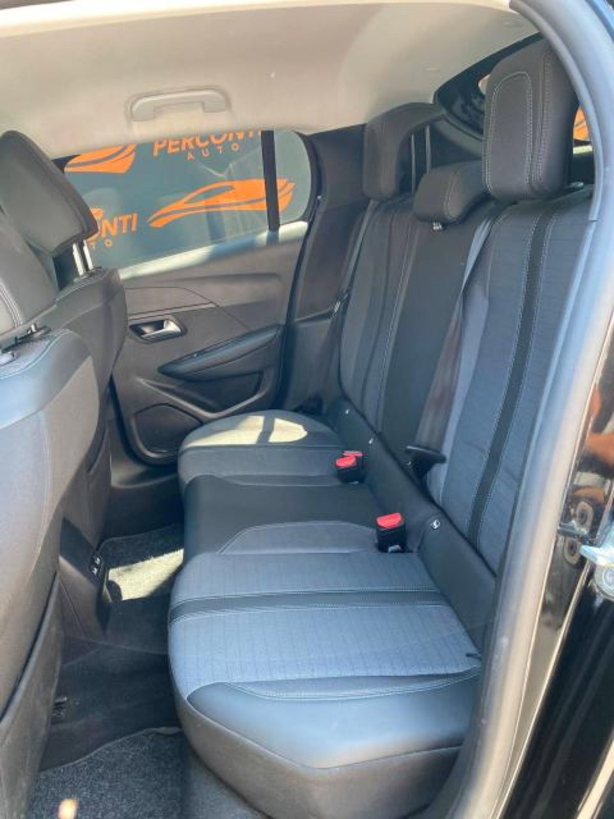 Peugeot 208 PureTech 100 Stop&Start 5 porte GT (6)