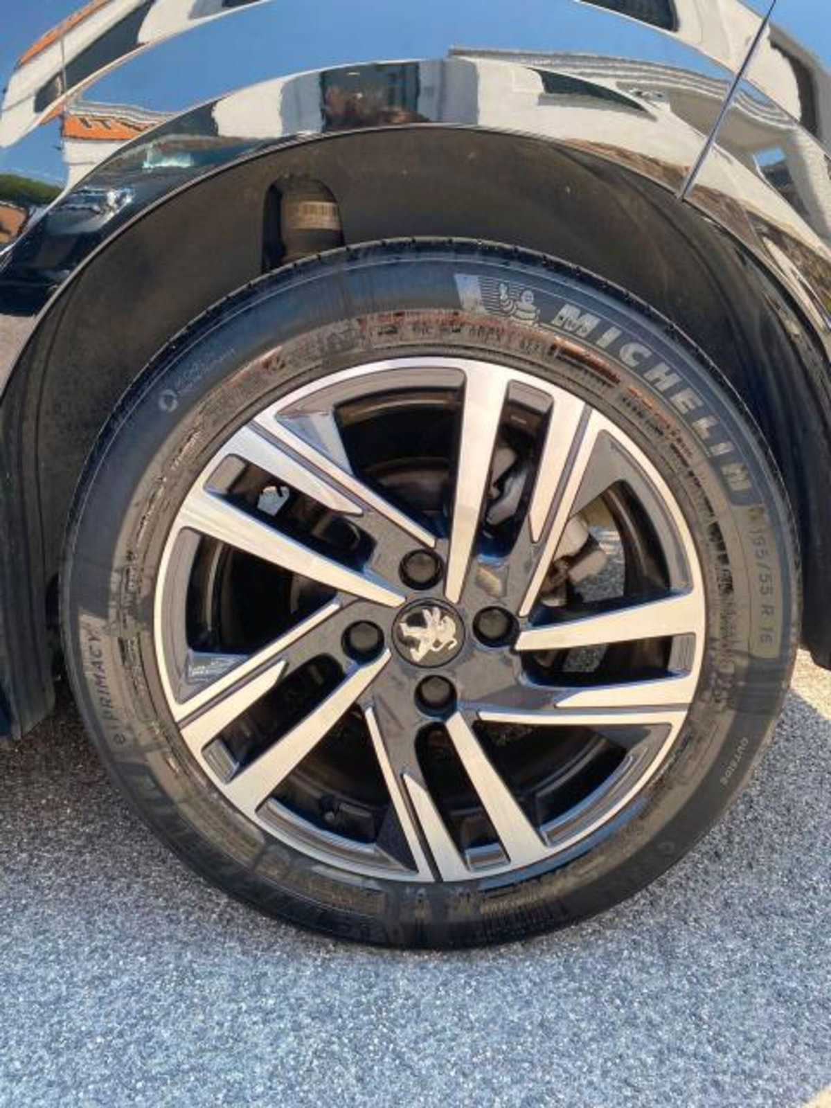 Peugeot 208 PureTech 100 Stop&Start 5 porte GT (7)