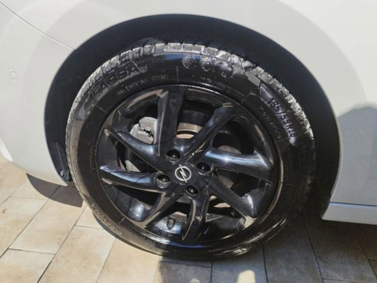 Opel Corsa 1.2 100 CV GS Line (14)