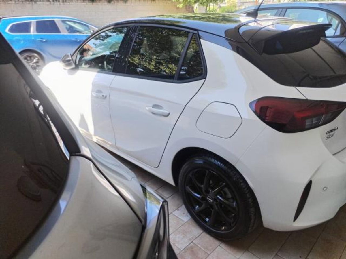 Opel Corsa 1.2 100 CV GS Line (3)