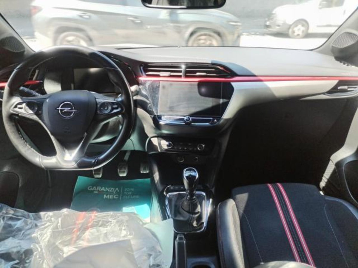 Opel Corsa 1.2 100 CV GS Line (9)