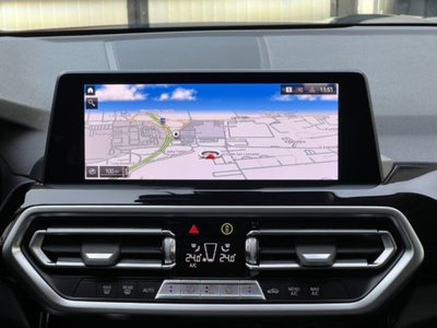 BMW X3 xdrive20i mhev 48V auto (11)