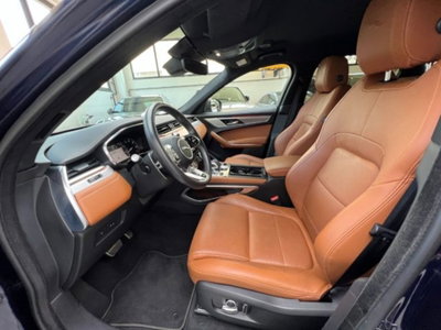 Jaguar F-Pace 2.0 250 CV AWD aut. R-Dynamic SE (12)