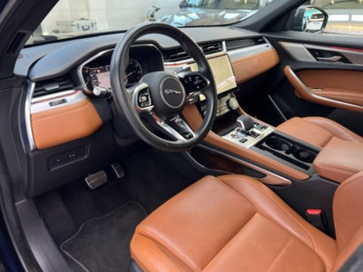 Jaguar F-Pace 2.0 250 CV AWD aut. R-Dynamic SE (4)