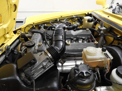 Alfa Romeo Spider 2.0 (5)