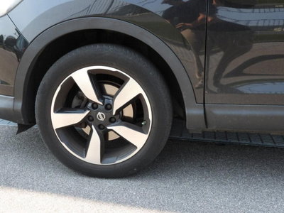 Nissan Qashqai 1.5 dCi Tekna (2)
