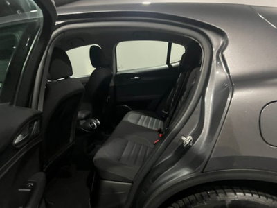Alfa Romeo Stelvio Stelvio 2.2 Turbodiesel 160 CV AT8 RWD Business (9)