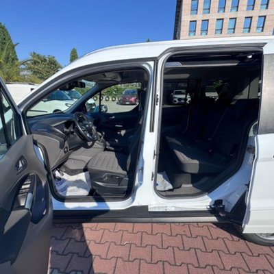 Ford Tourneo Connect 1.5 TDCi 120 CV Titanium (9)