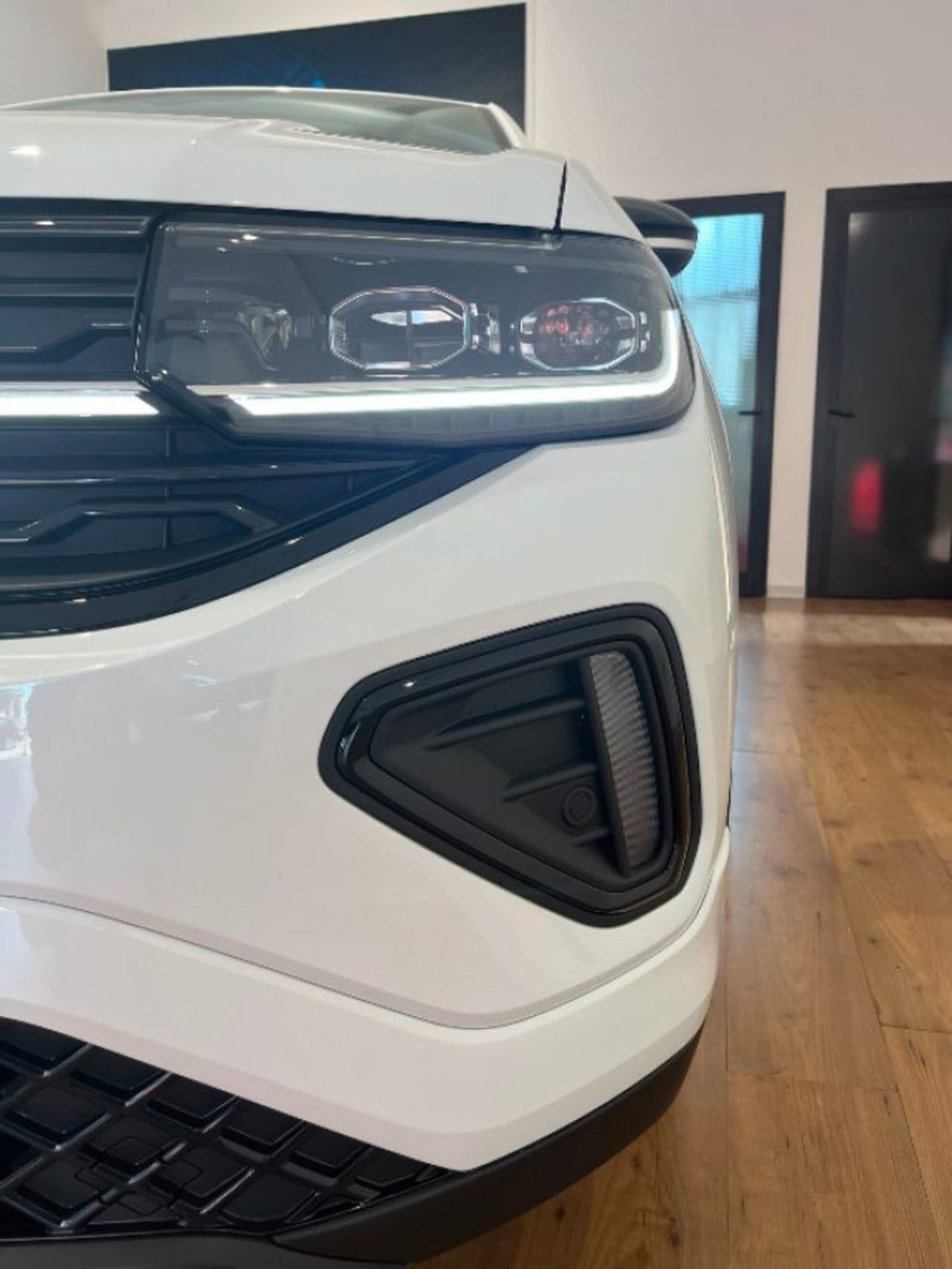 Volkswagen T-Cross 1.0 tsi R-Line 115cv dsg (5)