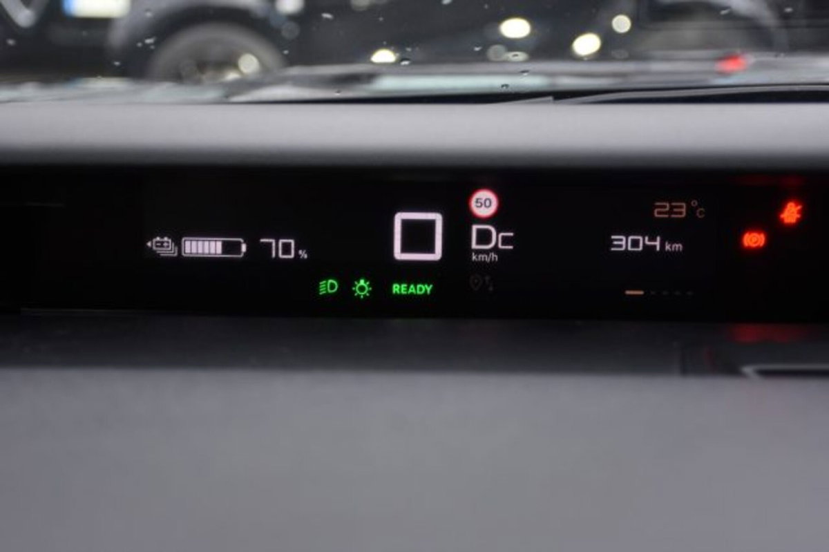 Citroen C3 Aircross elettrico Max 113cv (10)