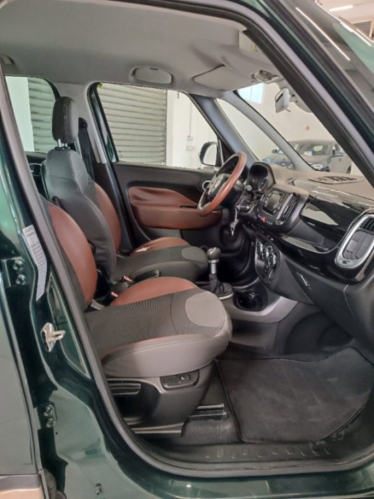 Fiat 500L 1.6 Multijet 105 CV Lounge (16)