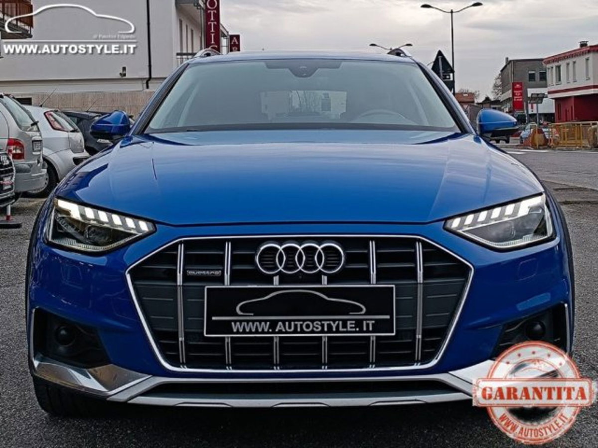 Audi A4 Allroad Allroad 40 2.0 tdi mhev Identity Contrast quattro 204cv s-tronic (17)