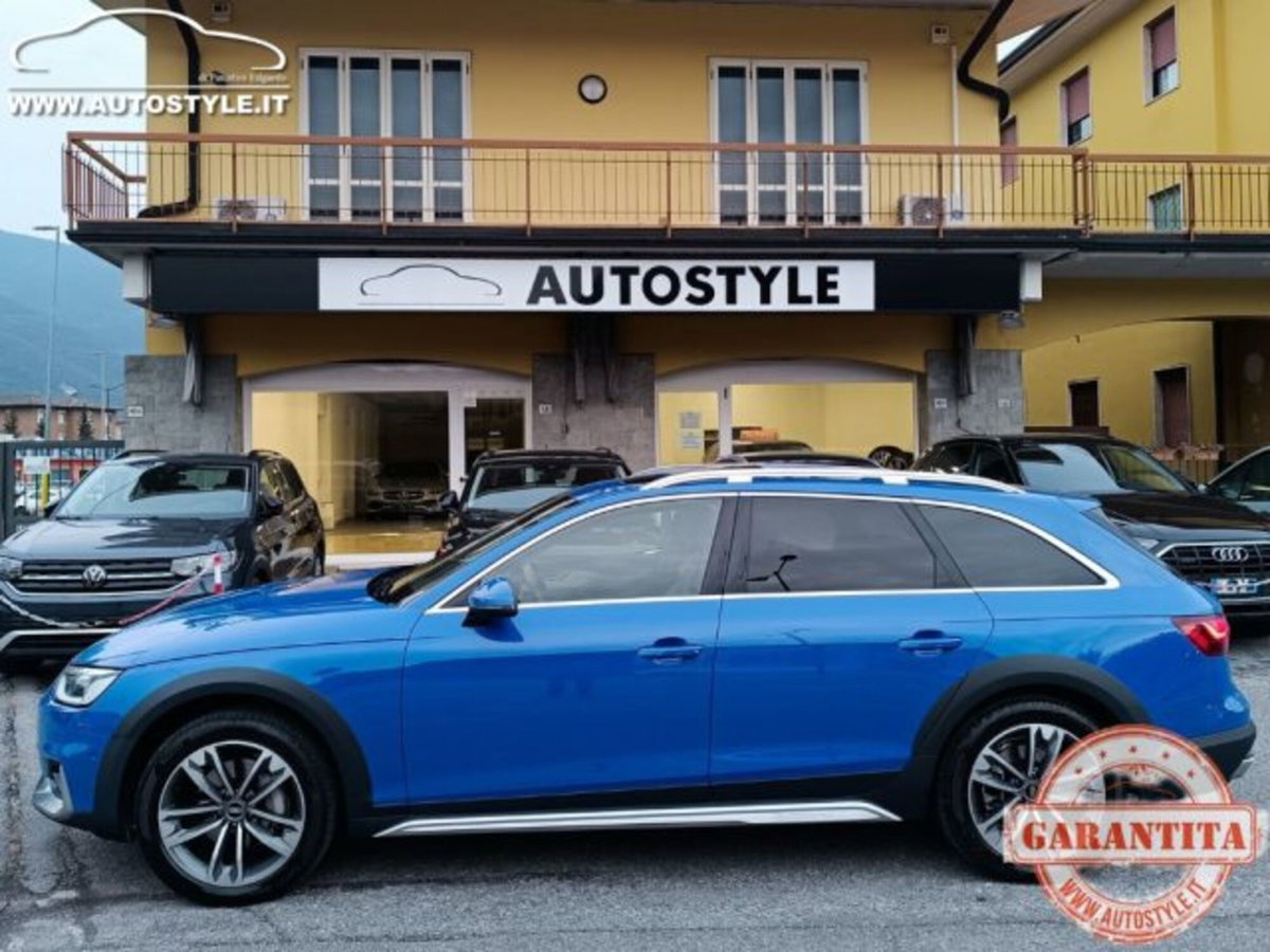 Audi A4 Allroad Allroad 40 2.0 tdi mhev Identity Contrast quattro 204cv s-tronic (6)