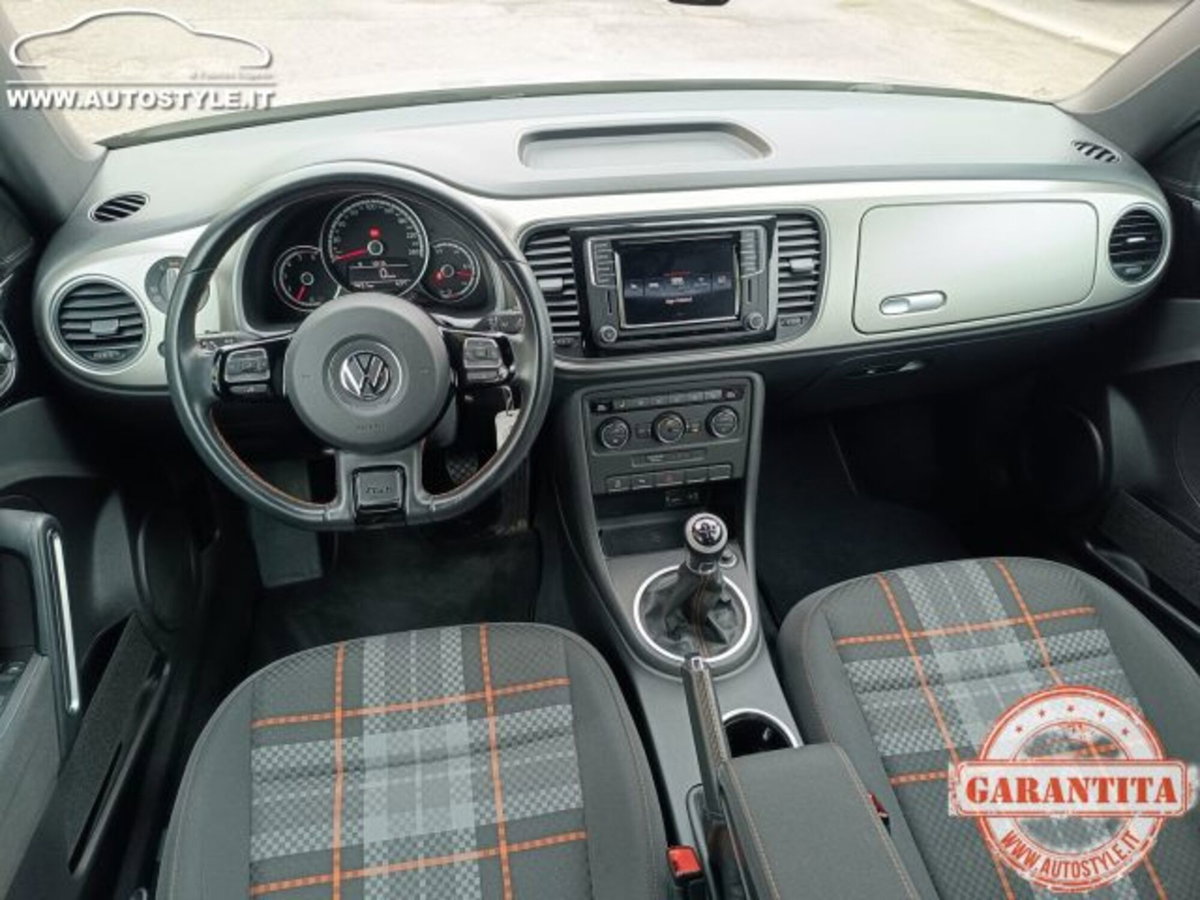 Volkswagen Maggiolino Cabrio 2.0 TDI Design BlueMotion Technology (3)