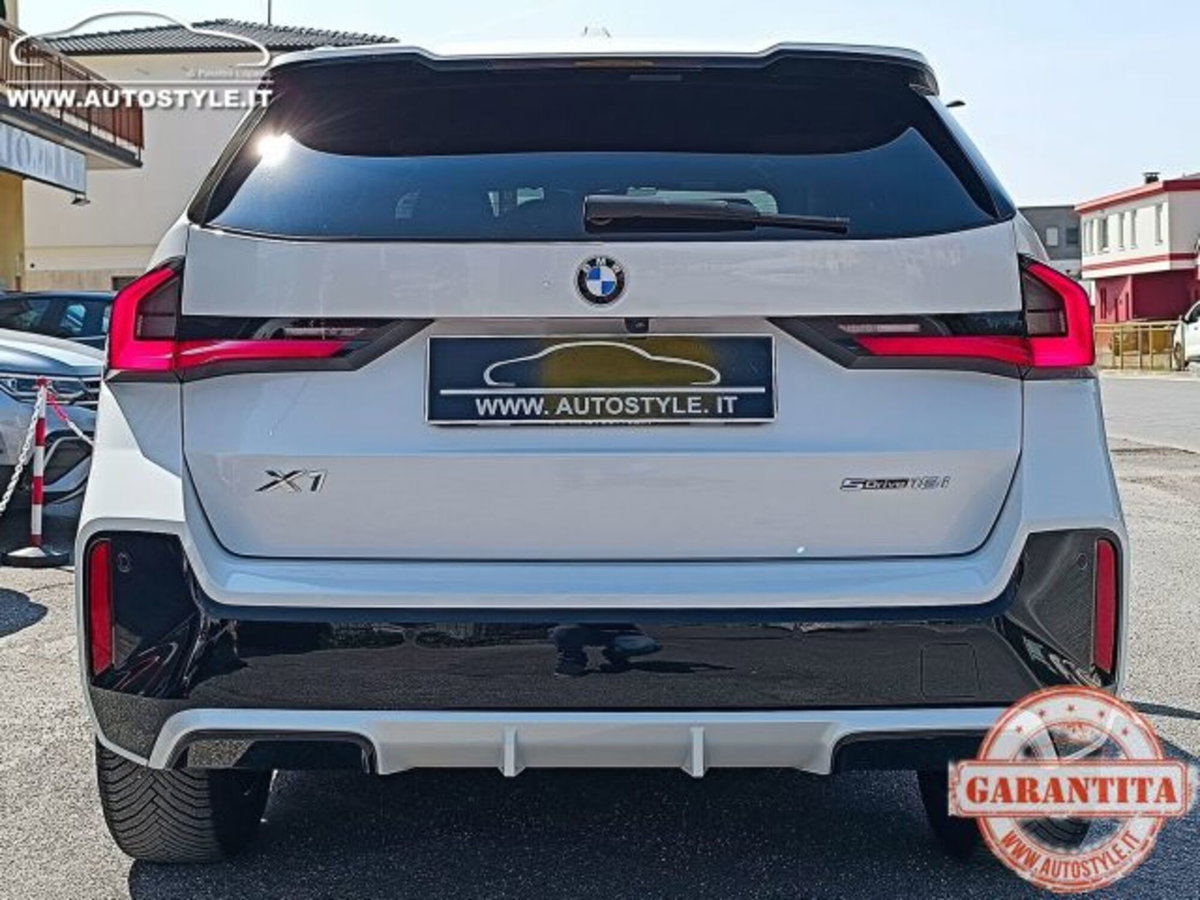 BMW X1 sDrive18i Msport (9)