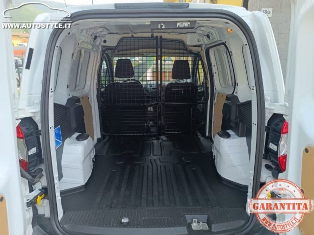 Ford Transit Courier 1.5 TDCi 75CV  Trend (14)