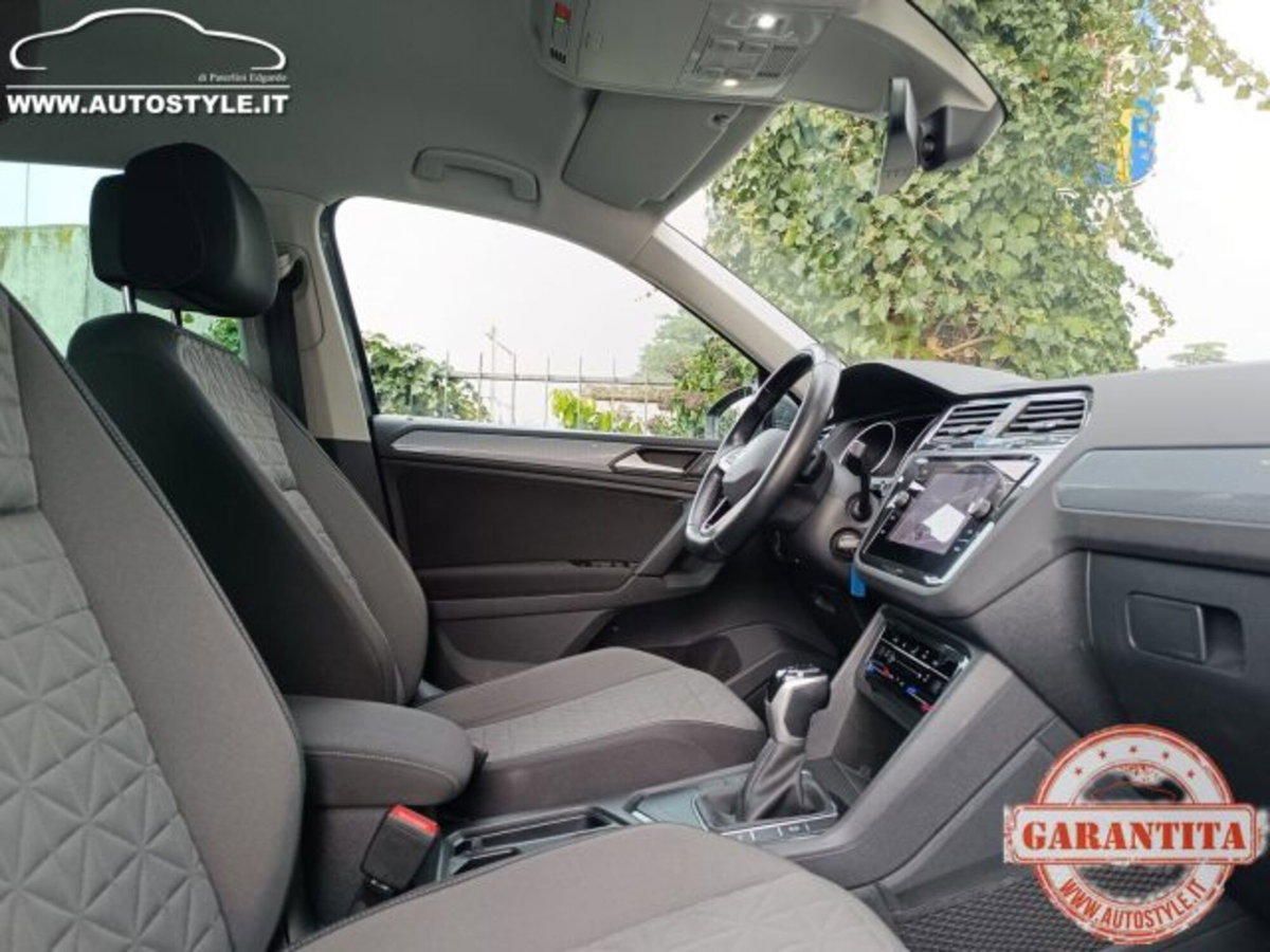 Volkswagen Tiguan 2.0 TDI 150 CV SCR DSG 4MOTION Life (14)