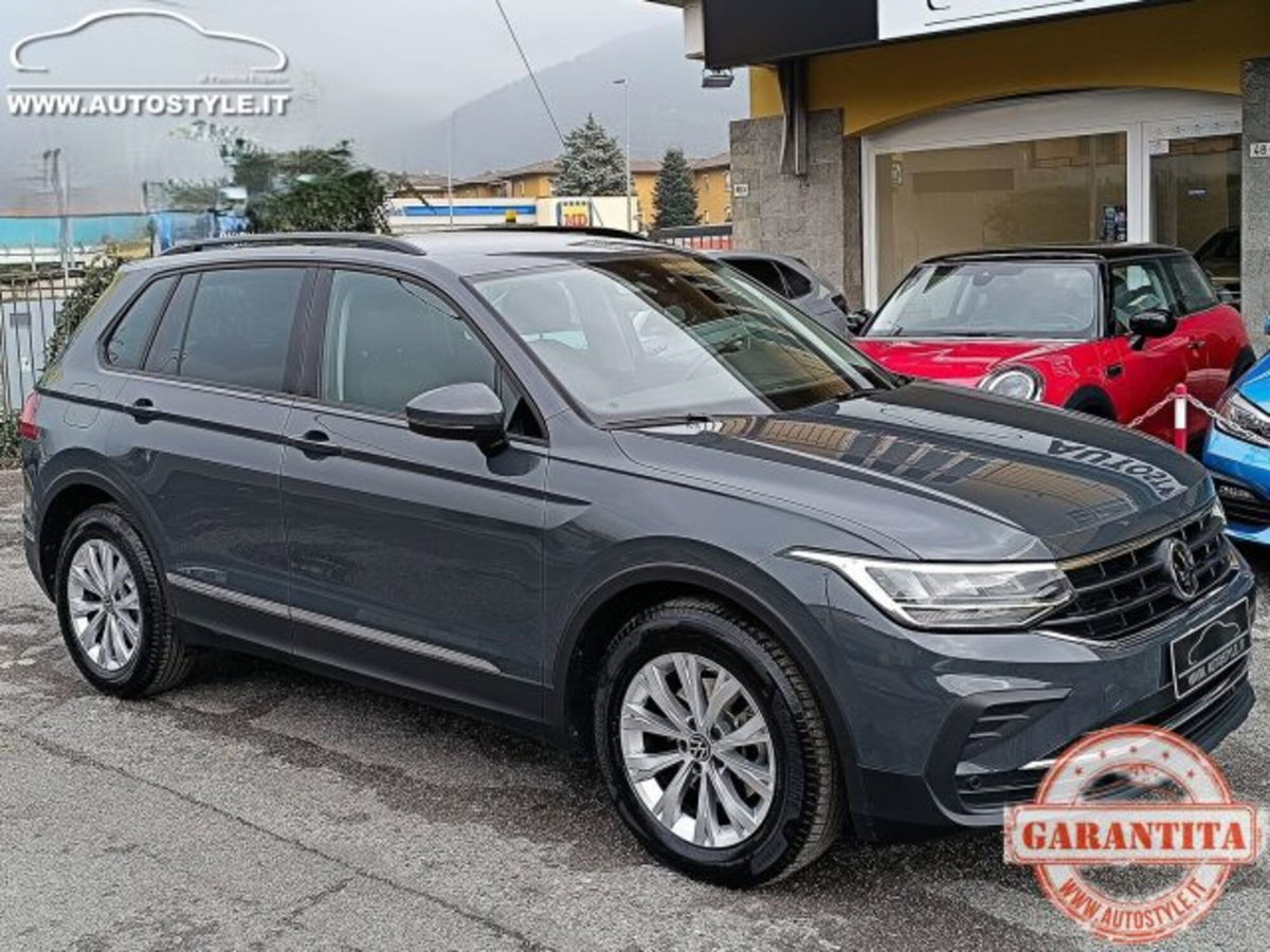 Volkswagen Tiguan 2.0 TDI 150 CV SCR DSG 4MOTION Life (19)