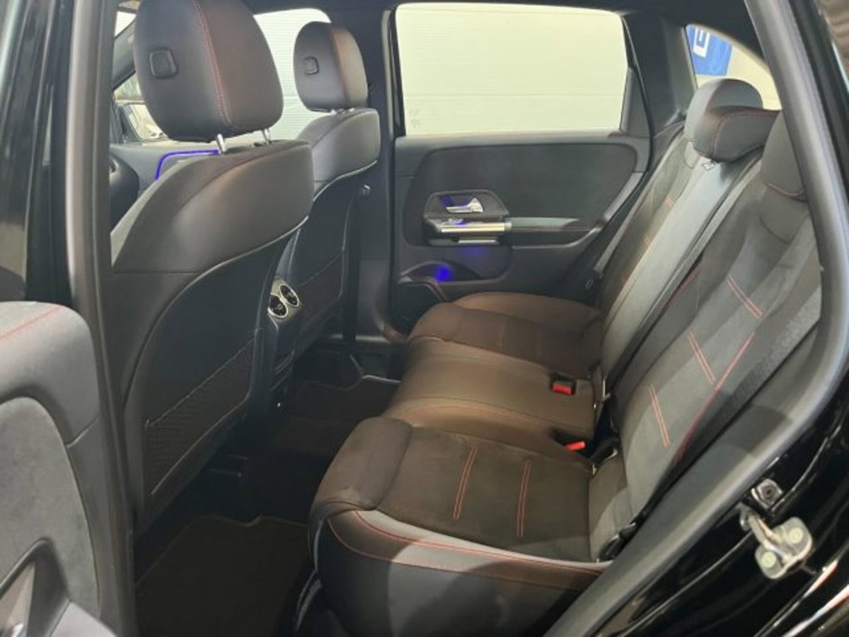 Mercedes-Benz Classe B 200 d AMG Line Premium Plus auto (12)