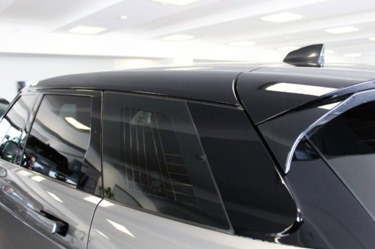 Land Rover Range Rover Evoque 2.0D I4 163CV AWD Auto R-Dynamic HSE (12)