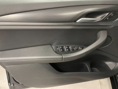 BMW X3 xdrive20d mhev 48V auto (12)