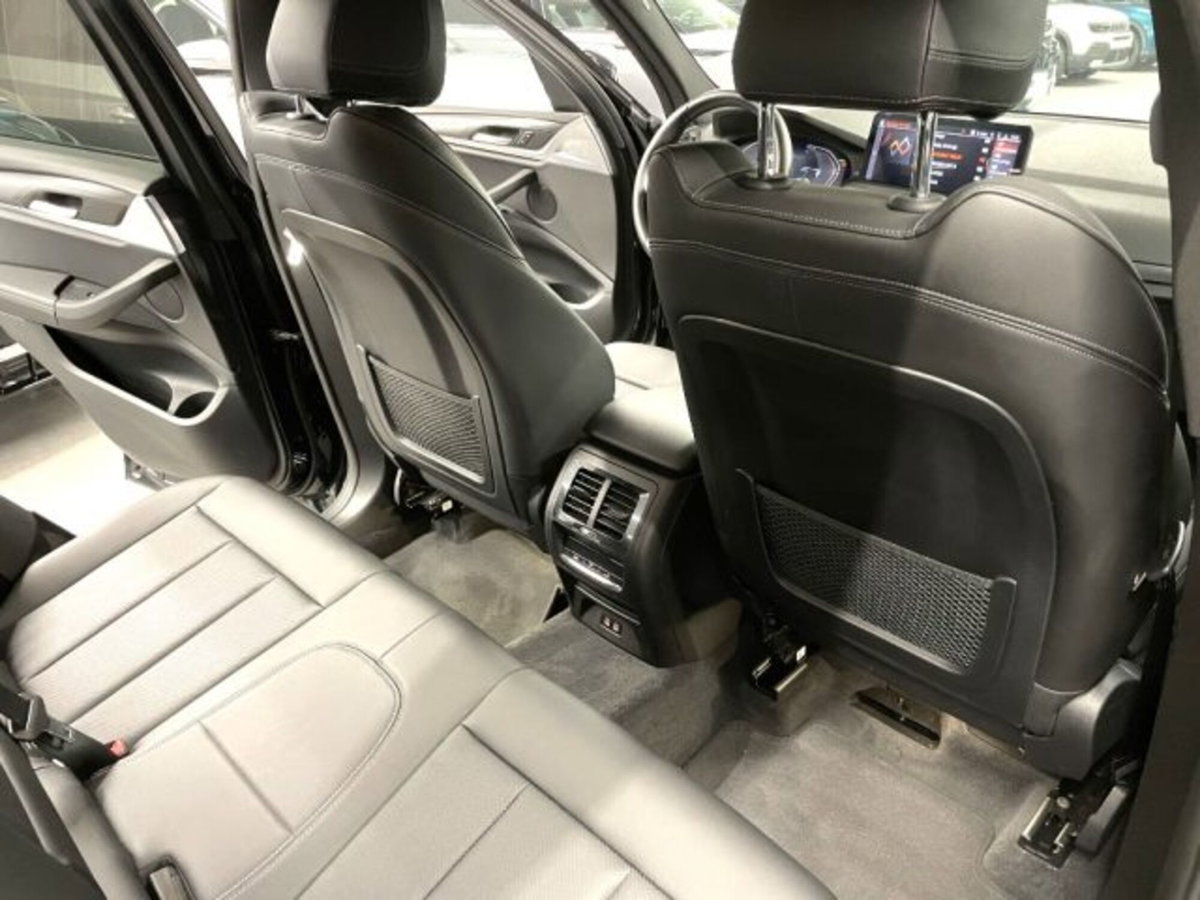BMW X3 xdrive20d mhev 48V auto (14)