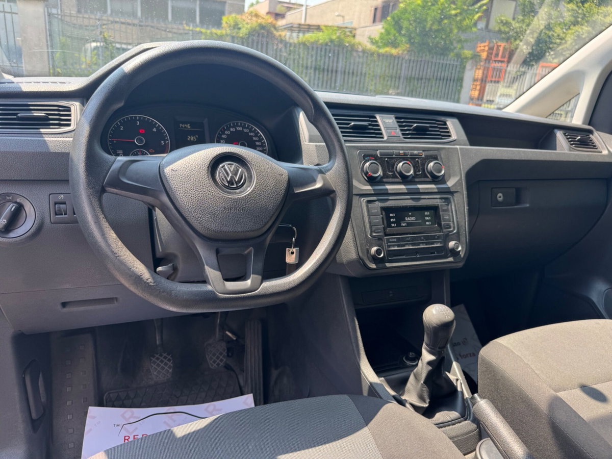 Volkswagen Caddy 2.0 TDI 102 CV (20)