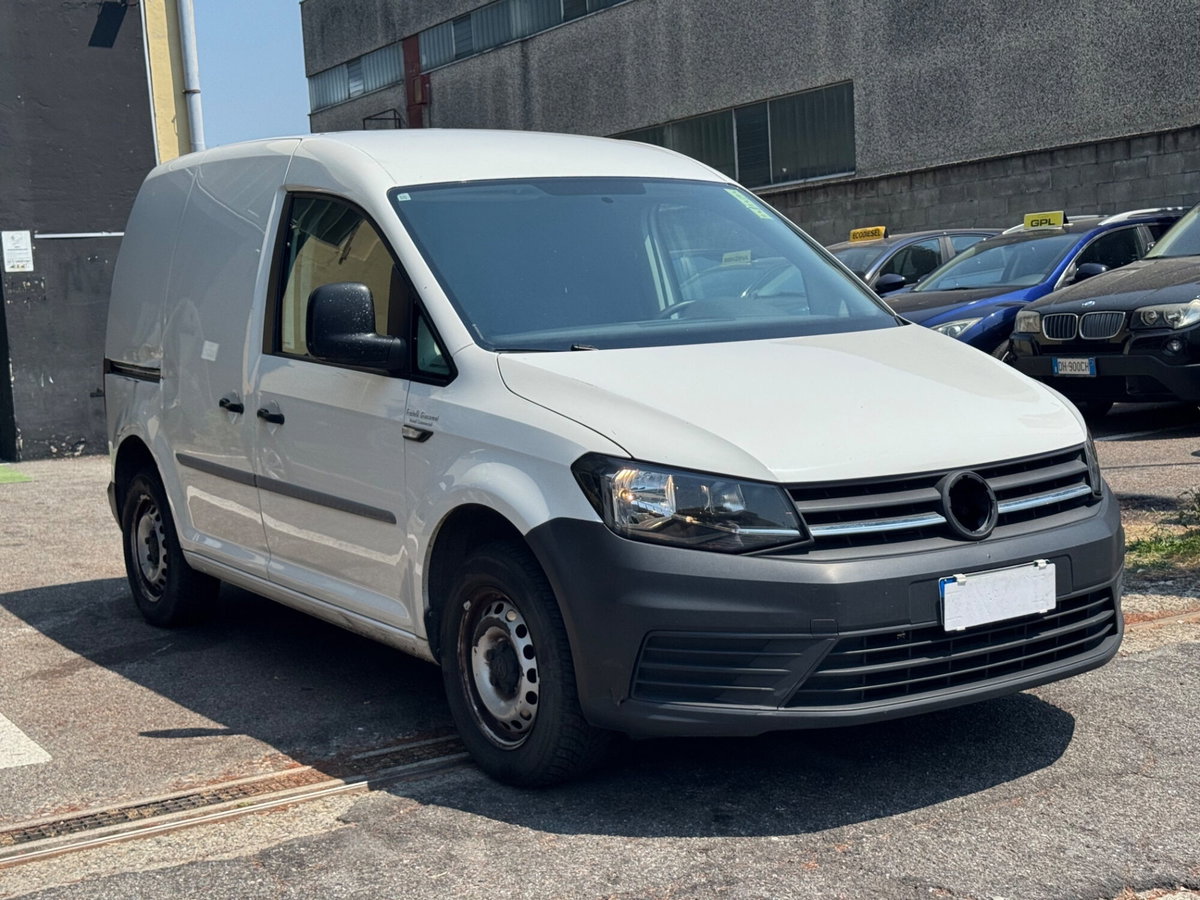 Volkswagen Caddy 2.0 TDI 102 CV (4)