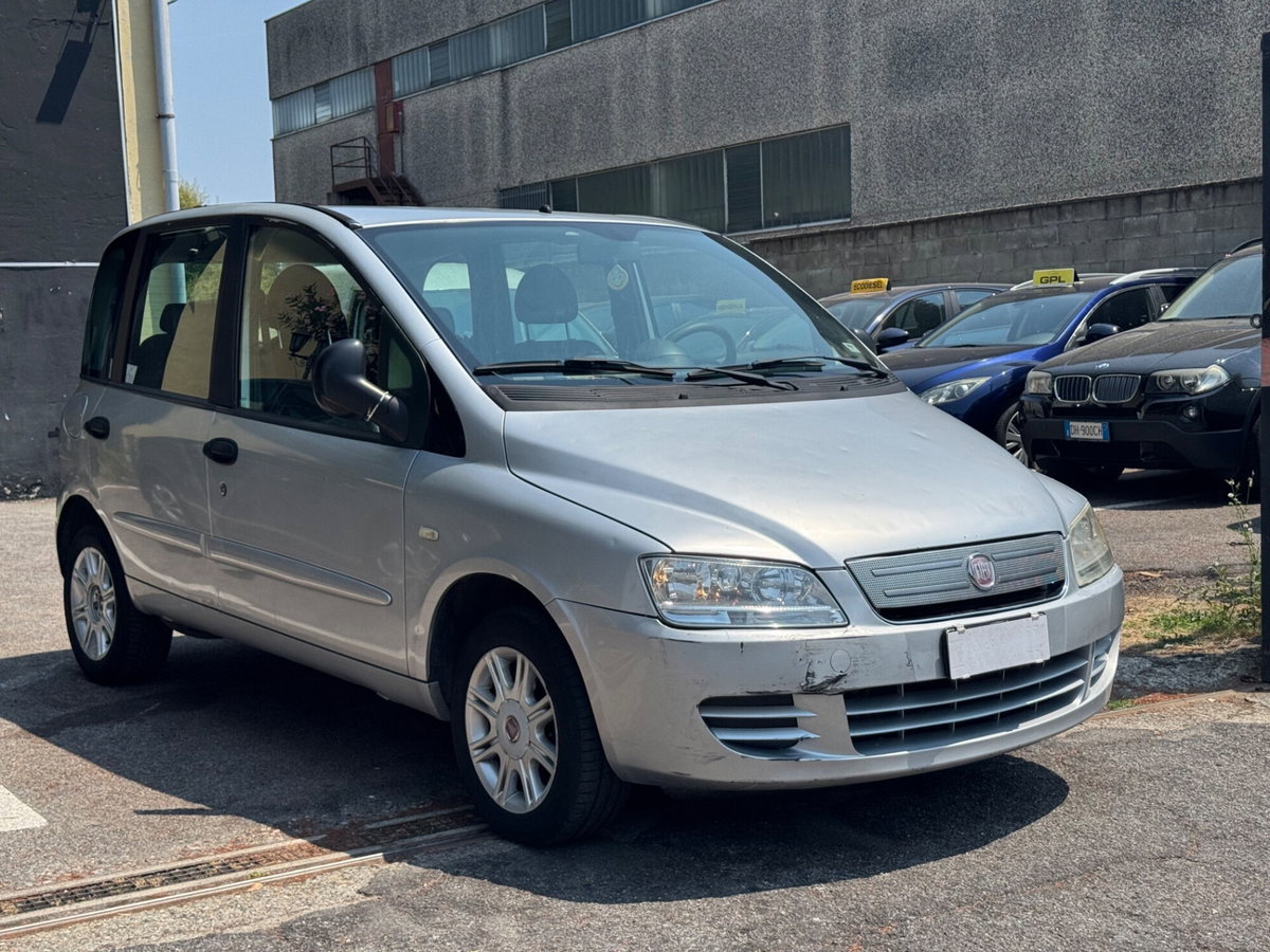 Fiat Multipla 1.6 16V Natural Power Dynamic (6)