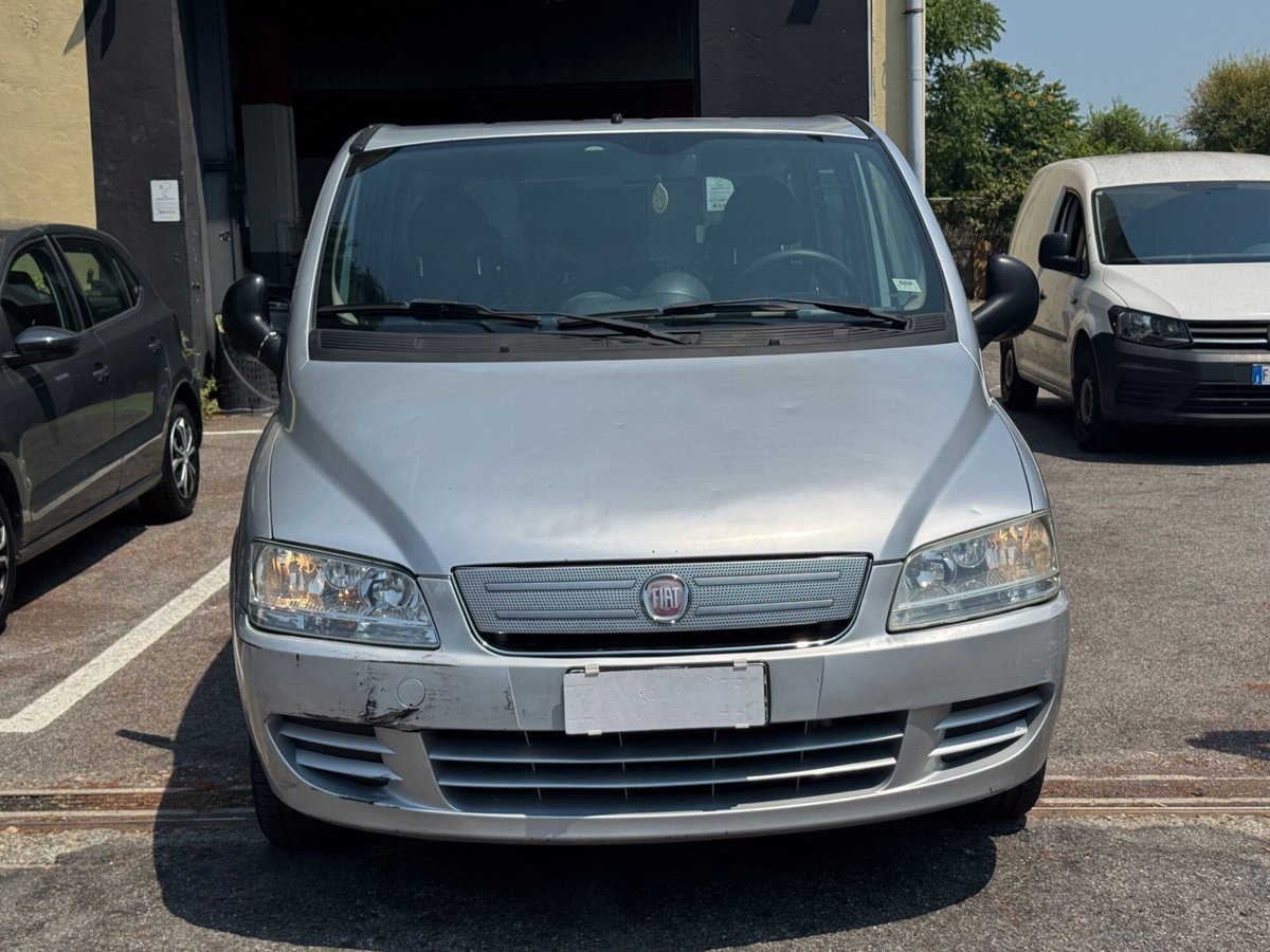 Fiat Multipla 1.6 16V Natural Power Dynamic (9)