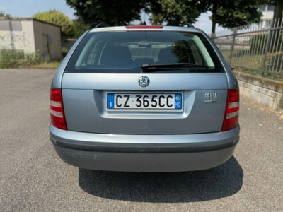 Skoda Fabia Station Wagon CV 16V cat Wagon Style (5)