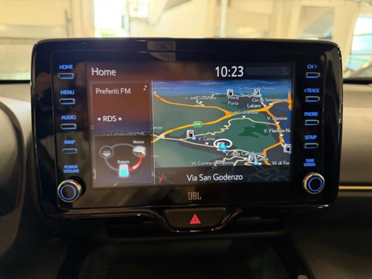 Toyota Yaris Cross 1.5h GR Sport Black Sky fwd 116cv e-cvt (17)