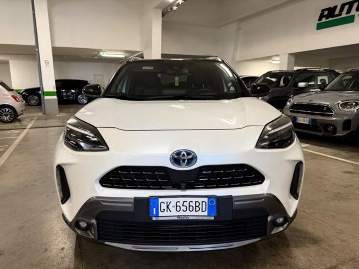 Toyota Yaris Cross 1.5h GR Sport Black Sky fwd 116cv e-cvt (4)