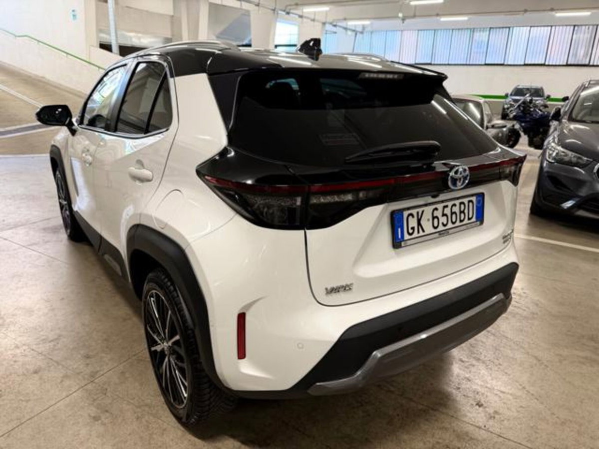 Toyota Yaris Cross 1.5h GR Sport Black Sky fwd 116cv e-cvt (9)