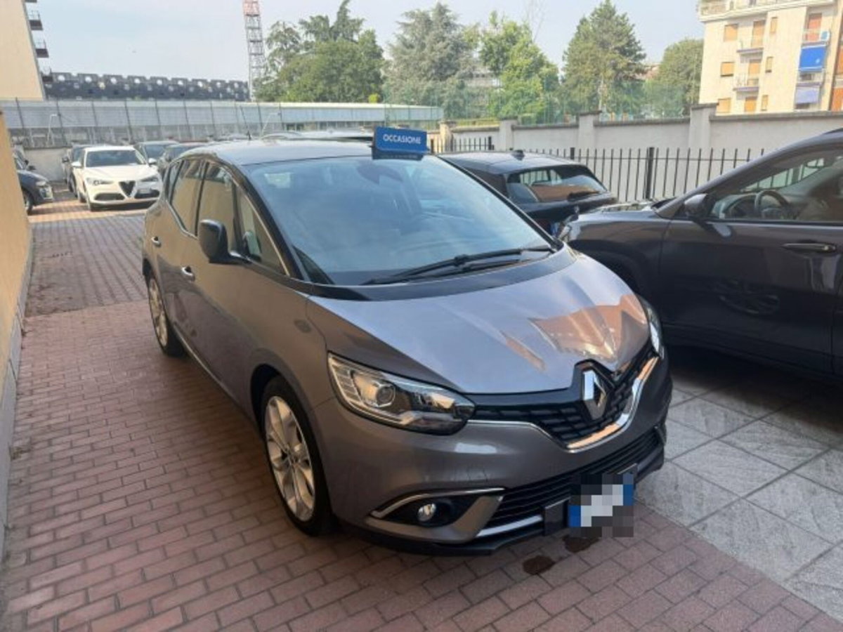 Renault Scenic E-Tech Electric 2.0 16V dCi Dynamique (3)