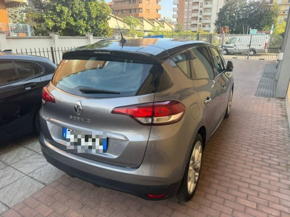 Renault Scenic E-Tech Electric 2.0 16V dCi Dynamique (4)
