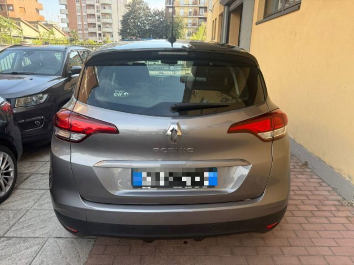 Renault Scenic E-Tech Electric 2.0 16V dCi Dynamique (5)