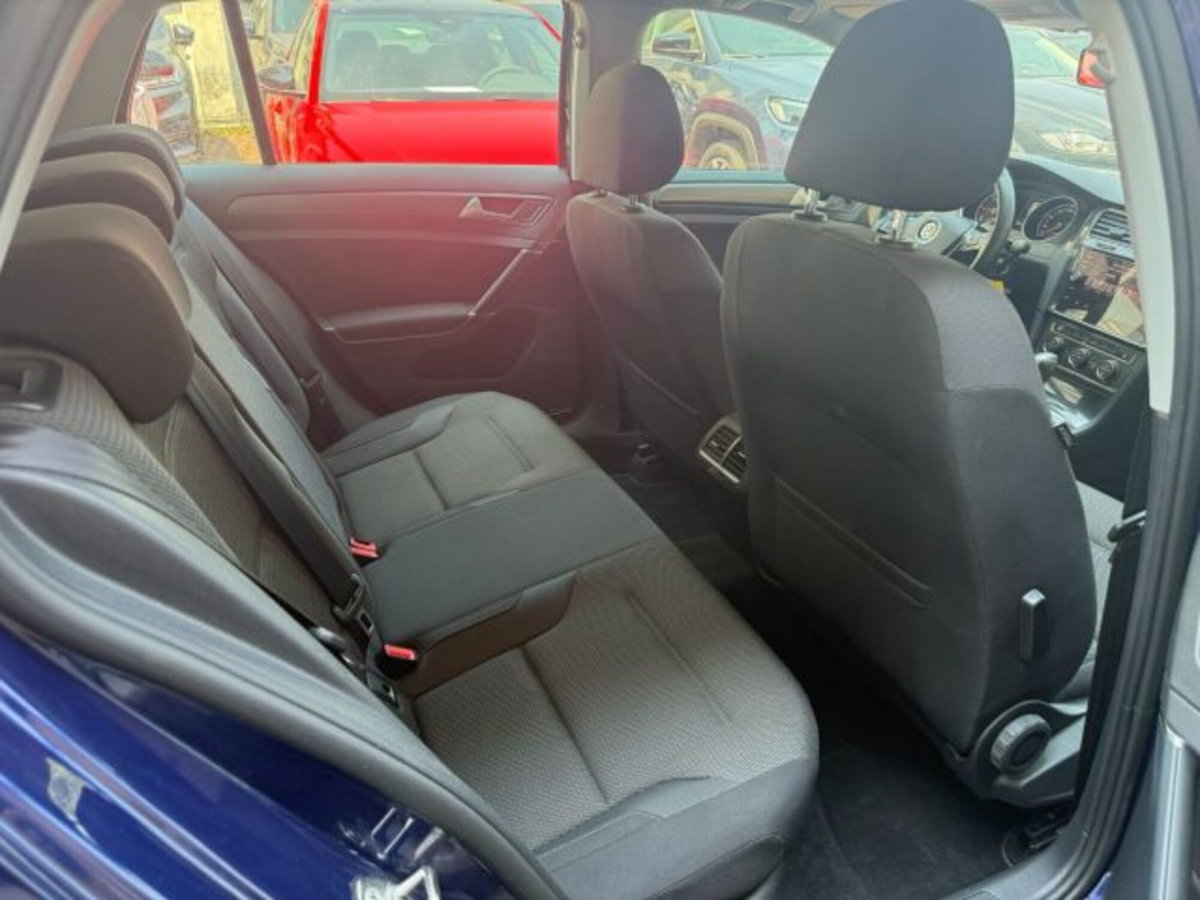 Volkswagen Golf 1.6 TDI 115CV DSG 5p. Business BlueMotion Technology (12)