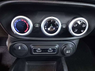 Fiat 500L 1.4 95 CV Urban (13)