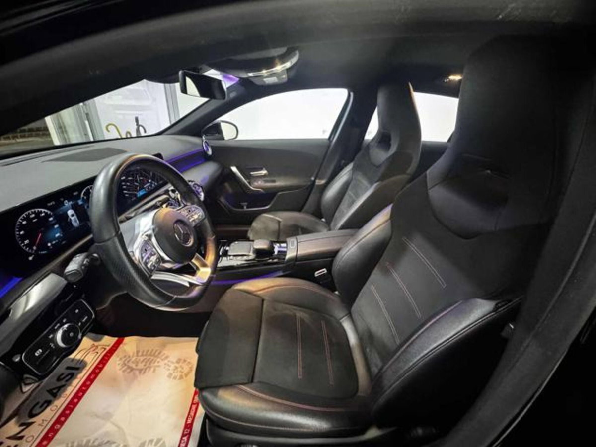 Mercedes-Benz Classe A Sedan 180 d AMG Line Premium Plus auto (10)