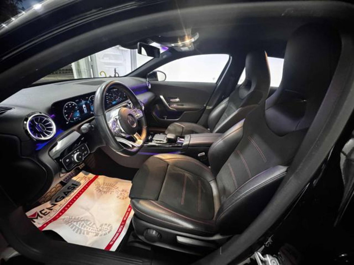 Mercedes-Benz Classe A Sedan 180 d AMG Line Premium Plus auto (9)