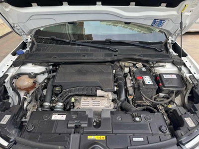 Citroen C4 PureTech 130 S&S EAT8 Feel Pack (11)